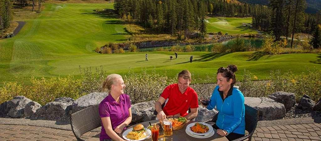 Crosswaters Resort At Kananaskis Restaurant foto